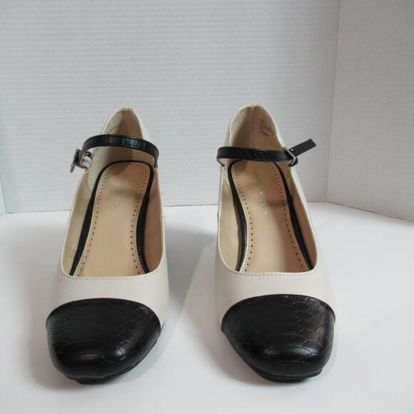 Adrienne Vittadini Heels Womens Size 7.5 Cream Black Toe Pierce Chunky Classy - Picture 5 of 13